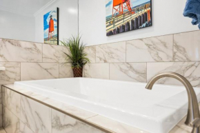 Beachside 102 with Direct Access to the Beach and Pool and Hot Tub